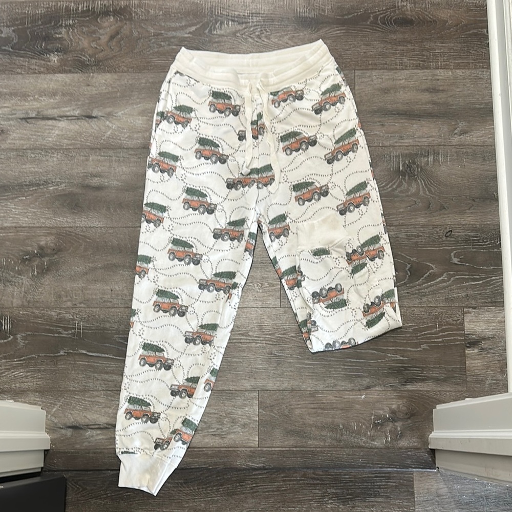 American Eagle Outfitters White Joggers with Car Print